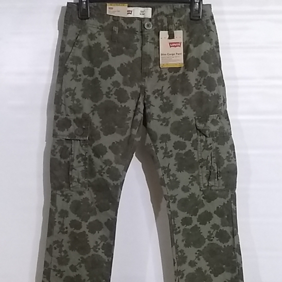 Levi's Other - Levi's Slim Cargo Pant Size 14 (27x27) NWT